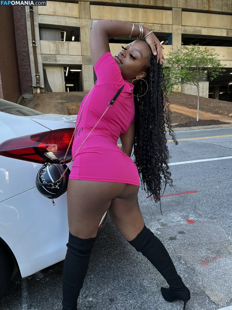 10shania / Muthafuckinlae / exclusivelylae / exclusivelylaee / https: / mf.lae / mflae___ Nude OnlyFans  Leaked Photo #2