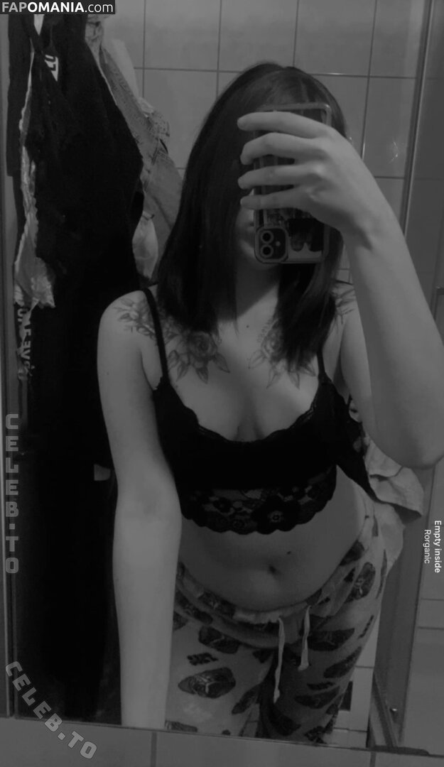 mxchx_44 Nude OnlyFans  Leaked Photo #1