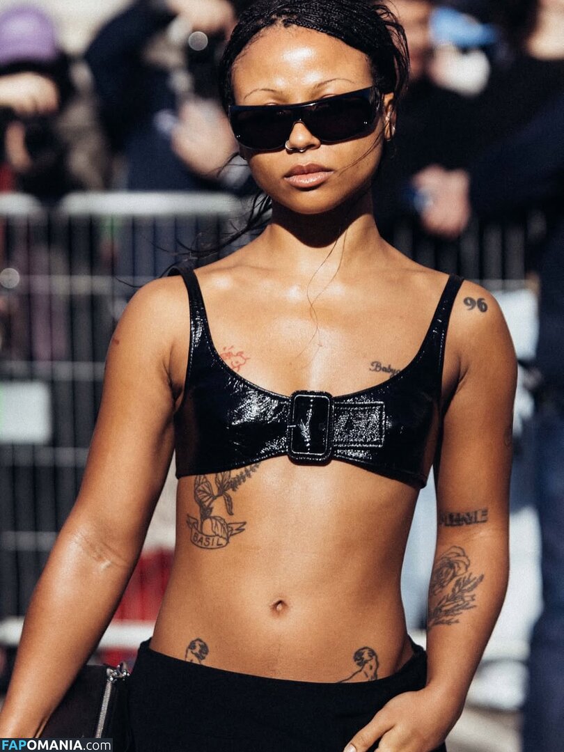 My'hala Herrold / Myha'la / https: / mmyhala Nude OnlyFans  Leaked Photo #1