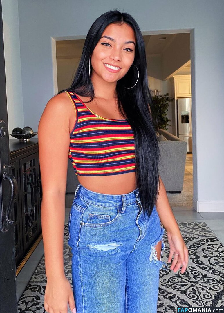 myamontoya Nude OnlyFans  Leaked Photo #5
