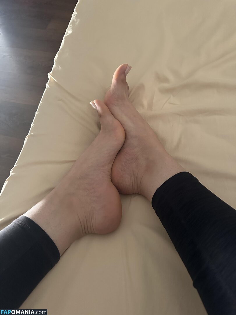 fsh_myriam / https: / myriam_fsh / myriam_fsh... Nude OnlyFans  Leaked Photo #2