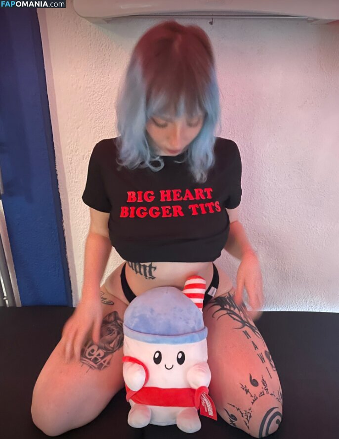 Naaawiwiii / naw.inkk / nawi59305 / nawiwi.art / nawiwii.reels / nawwiwiii Nude OnlyFans  Leaked Photo #5