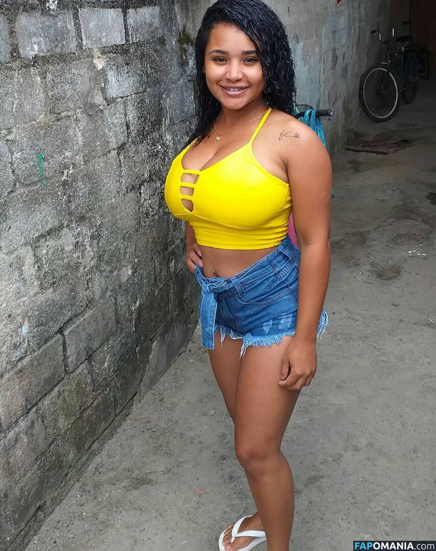 NanaWeber5 / Nanah Rodrigues / nanahweber Nude OnlyFans  Leaked Photo #1