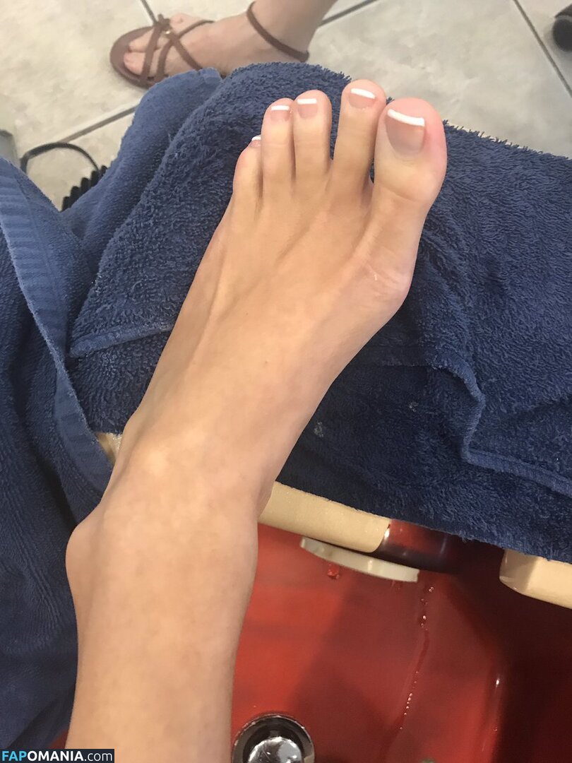 Lissapolooza / Naomi Woods / naomiwoods.official Nude OnlyFans  Leaked Photo #6