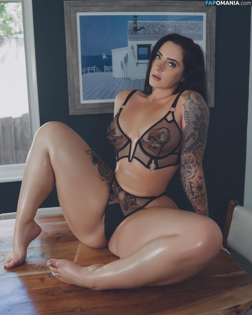 naomifox Nude OnlyFans  Leaked Photo #1