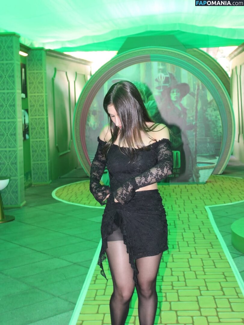 Nashla / Nashlabogaert__ / https: / nashla22 Nude OnlyFans  Leaked Photo #6