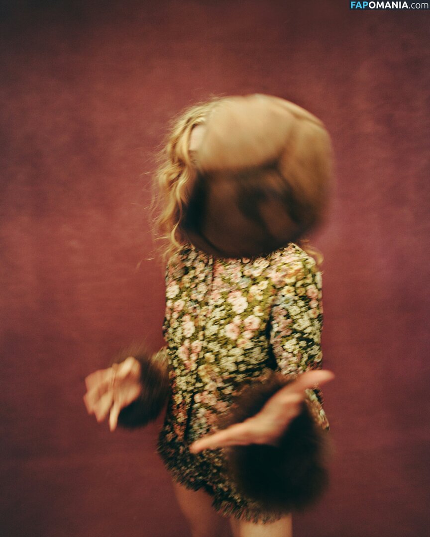 Natalia Dyer / https: / nataliadyer / nataliedyerfans / nattyiceofficial Nude OnlyFans  Leaked Photo #158