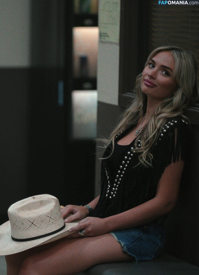 Natalie Alyn Lind / NatalieAlynLind / https: / natalynlind Nude OnlyFans  Leaked Photo #571