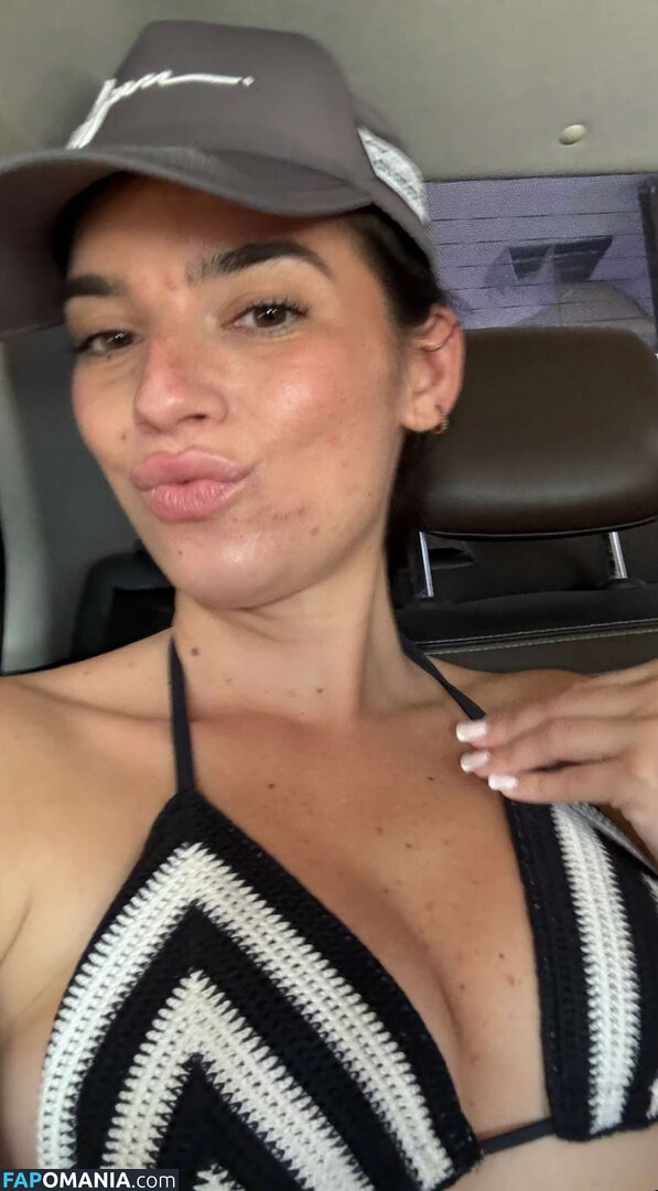 Natalie Mariduena / natalinanoel Nude OnlyFans  Leaked Photo #12