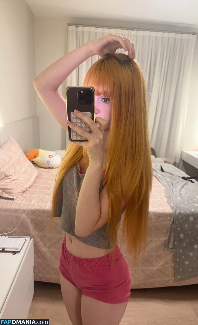  / natzuri / natzzzuri / zurizoltanfree Nude OnlyFans  Leaked Photo #8