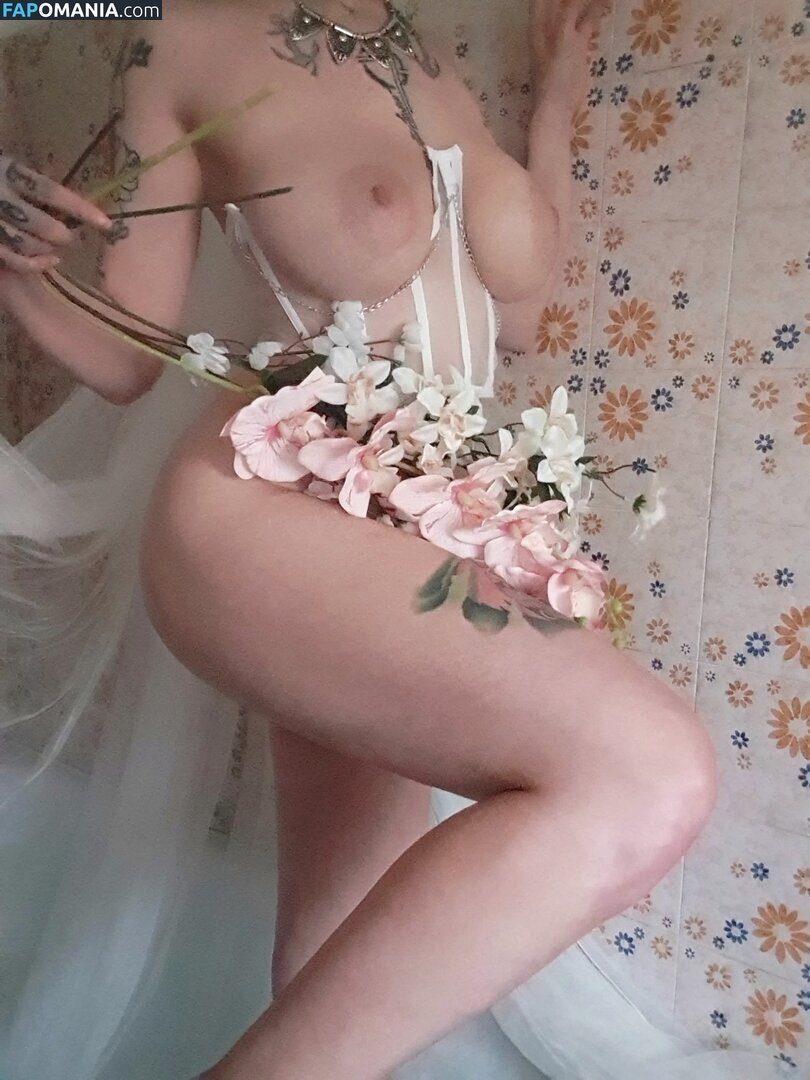 NausicaaRondina Nude OnlyFans  Leaked Photo #22