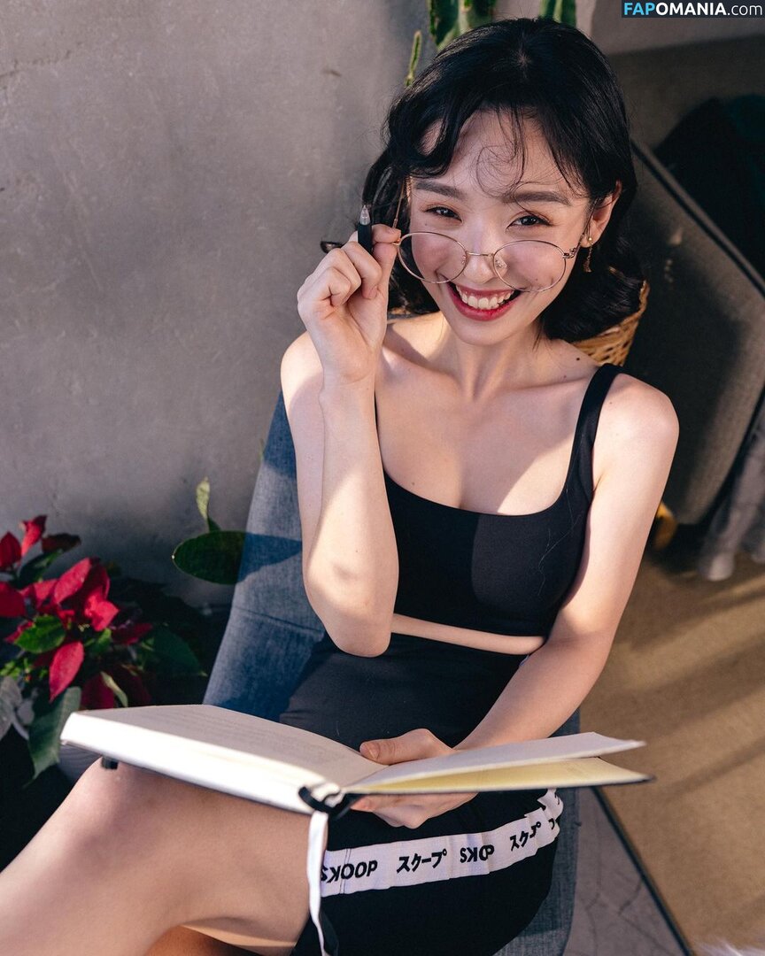 Nayoung Kim / nayoungkim18 Nude OnlyFans  Leaked Photo #25
