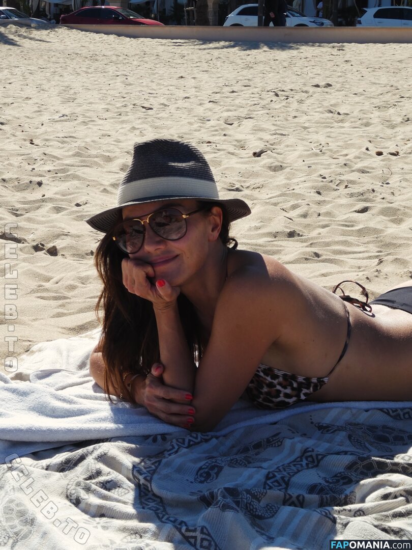 Nazan Eckes / nazaneckes Nude OnlyFans  Leaked Photo #4