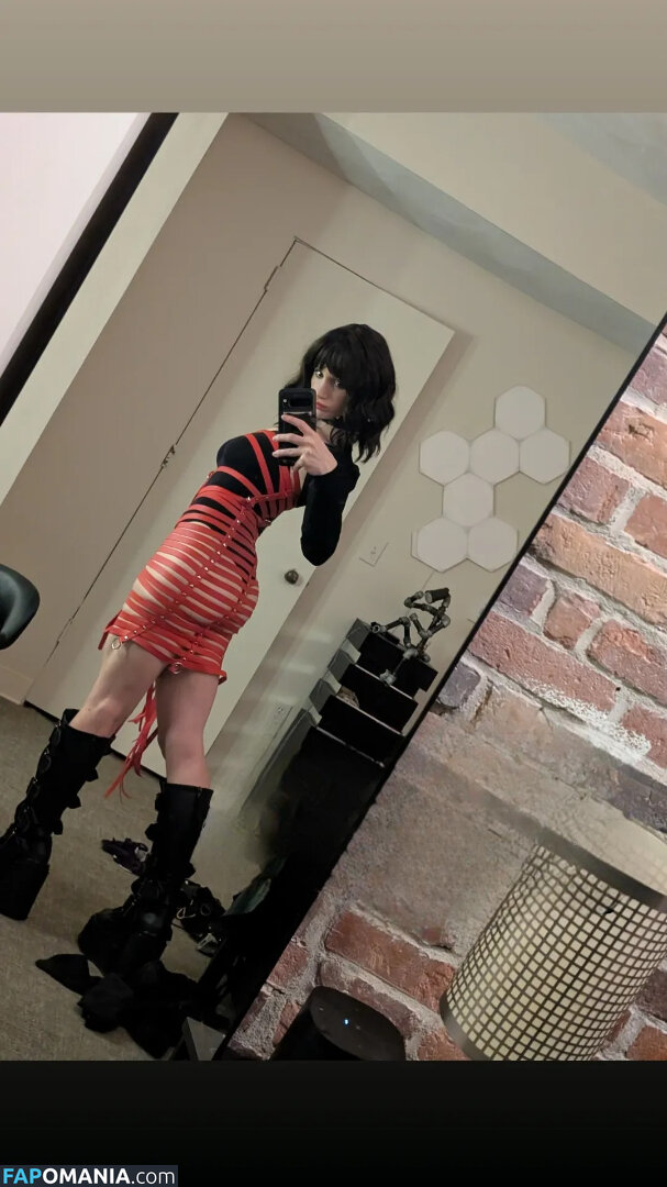 Needs_Salt Nude OnlyFans  Leaked Photo #7