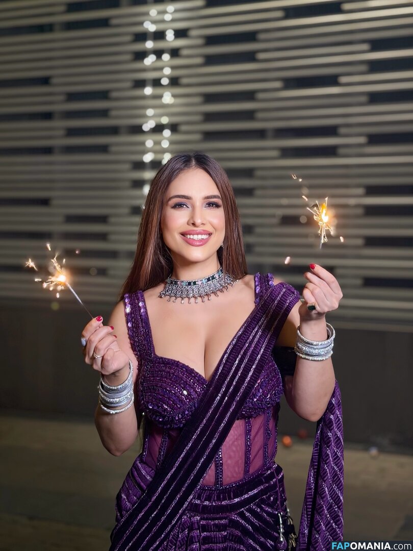 Nehhaa Malik / freakymeek500 / nehamalik335 Nude OnlyFans  Leaked Photo #12