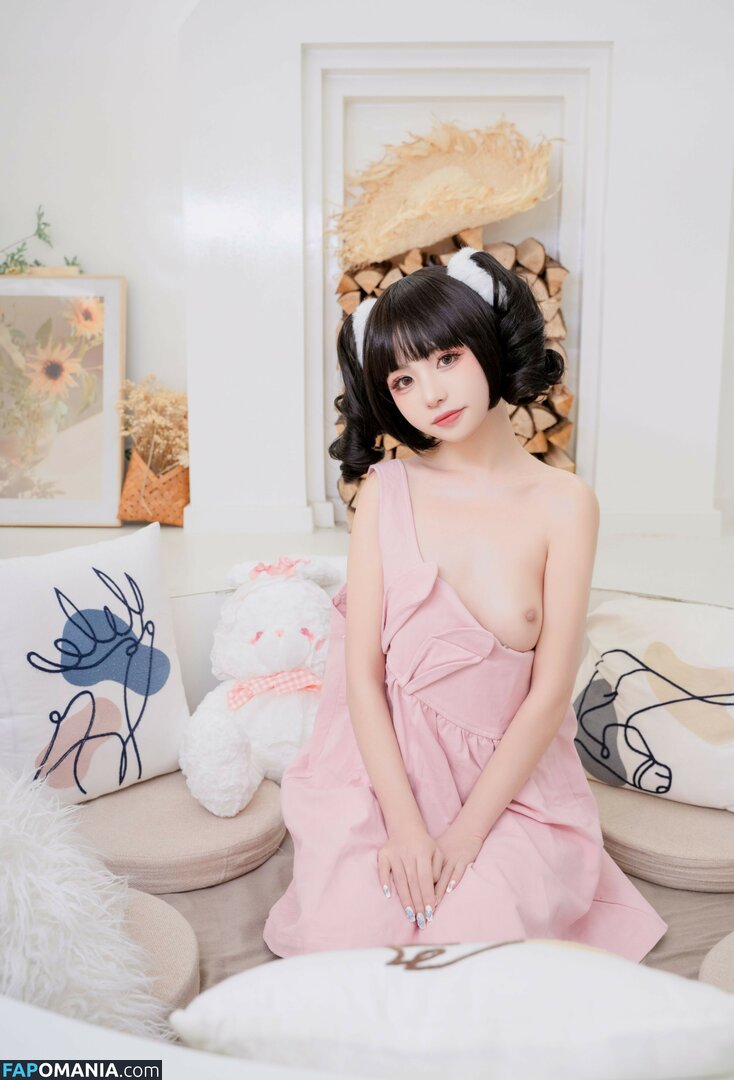 kumicho_cat / nekokoyoshi / nekososto / 喵小吉 / 爆机少女 喵小吉 Nude OnlyFans  Leaked Photo #876