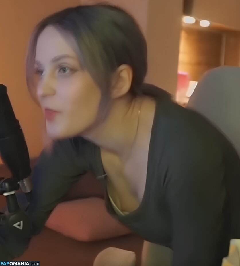 bunsareus / nenormova Nude OnlyFans  Leaked Photo #5