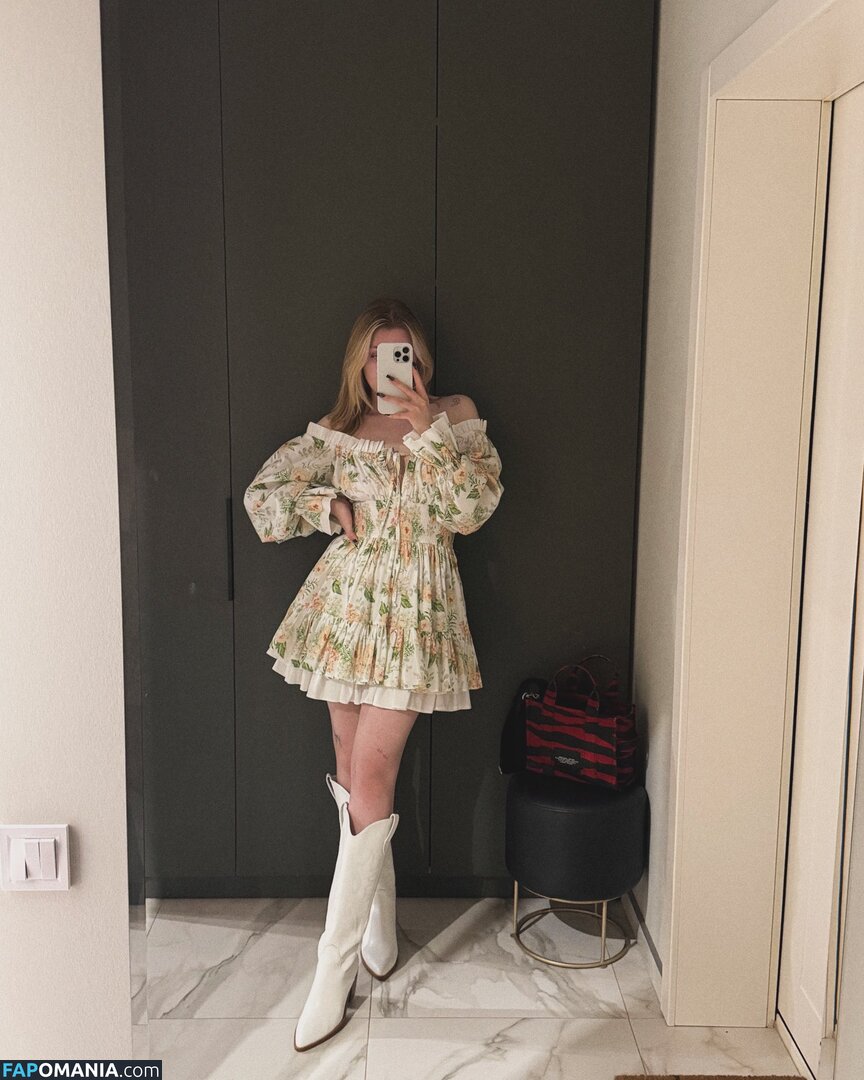 Nensi_Mur / _nastik_mur Nude OnlyFans  Leaked Photo #1