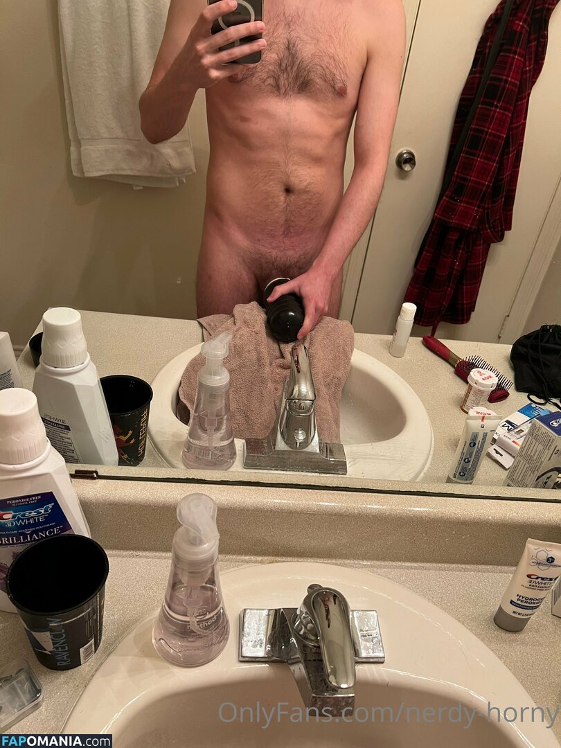 nerdy-horny Nude OnlyFans  Leaked Photo #4