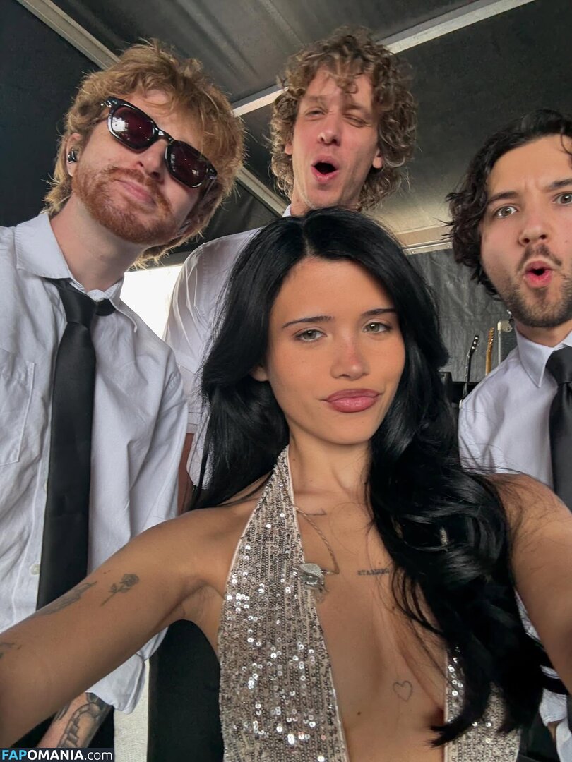 Nessa Barrett / Nessaabarrett / https: / nessabarrett Nude OnlyFans  Leaked Photo #110