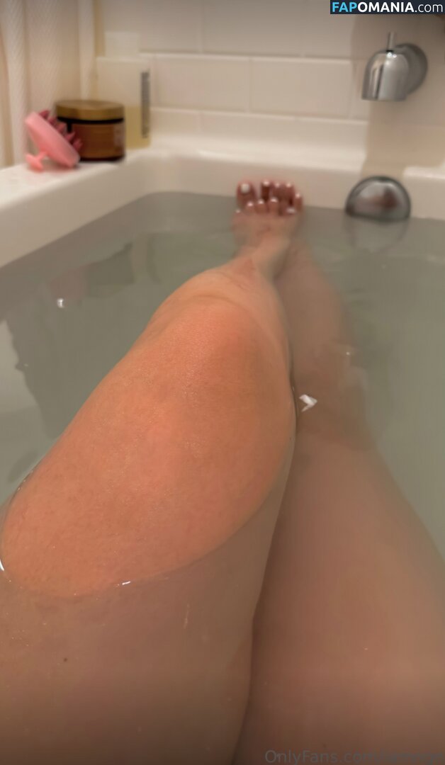 Ngan Nguyen / linnynguyen / nganguyeen Nude OnlyFans  Leaked Photo #297