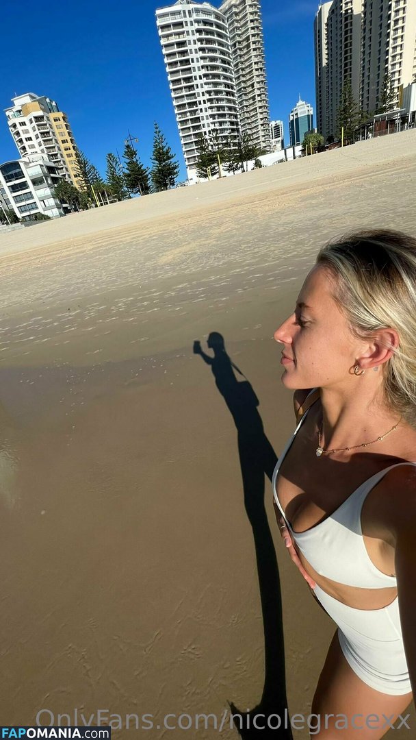 Nicole Grace / nicolegracept / nicolegracex Nude OnlyFans  Leaked Photo #4