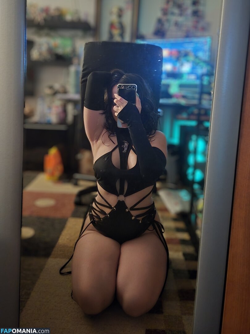 Nicolechka / chaelerose / https: Nude OnlyFans  Leaked Photo #4