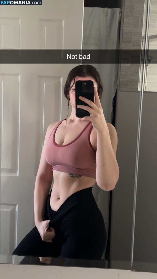 Nikki Woods / nikki_neko / nikkiwoodss Nude OnlyFans  Leaked Photo #2