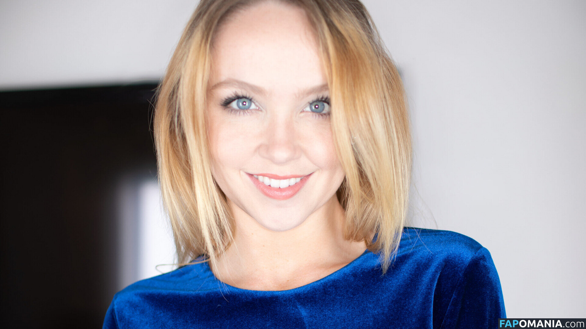 Nikole Nash / nikolenasheatsass / nikolenashxxx Nude OnlyFans  Leaked Photo #1