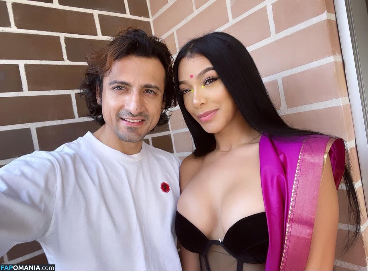 niksindian / niksindiancom / niksindiann Nude OnlyFans  Leaked Photo #72