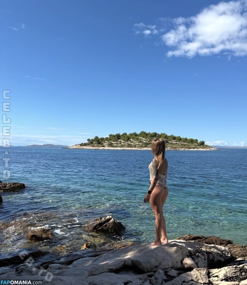 Ninavanmay Nude OnlyFans  Leaked Photo #1