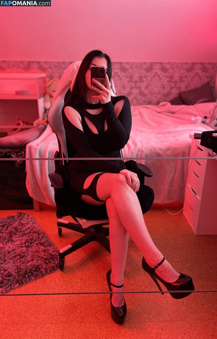 _nineer / nineer Nude OnlyFans  Leaked Photo #2