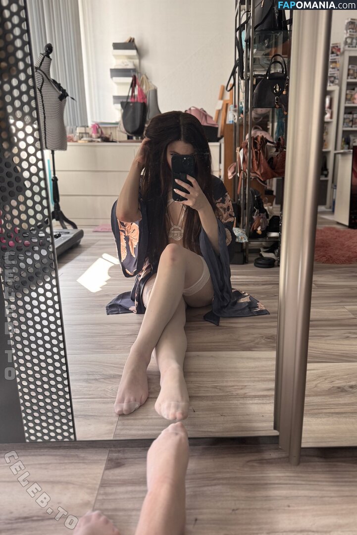 Nini Raven / Nini_Raven / raven_nini Nude OnlyFans  Leaked Photo #2