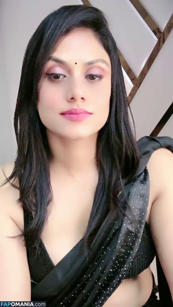 Noopur Singh Saatwat / noopursaatwatofficial_11 Nude OnlyFans  Leaked Photo #6