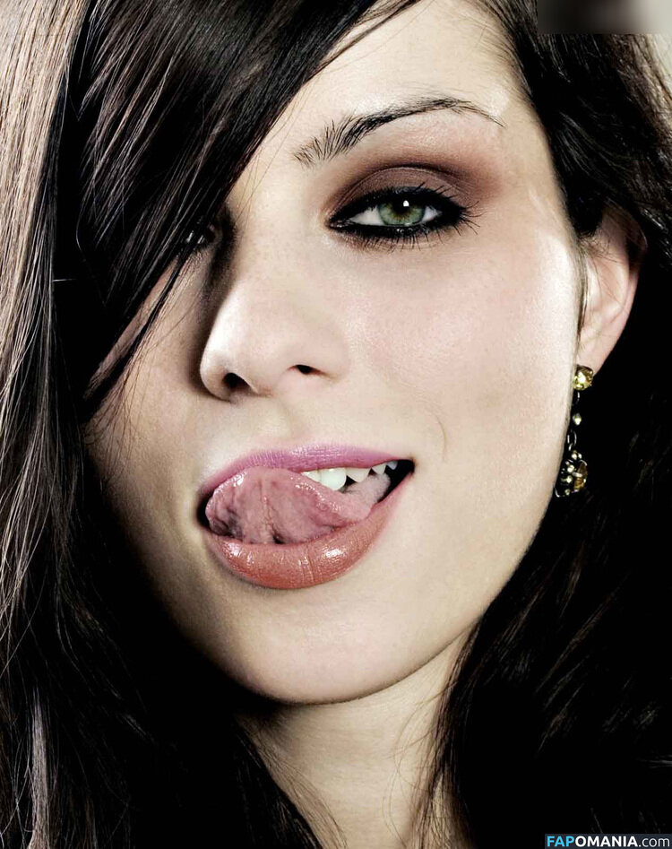 Nora Tschirner / normatschernau Nude OnlyFans  Leaked Photo #2