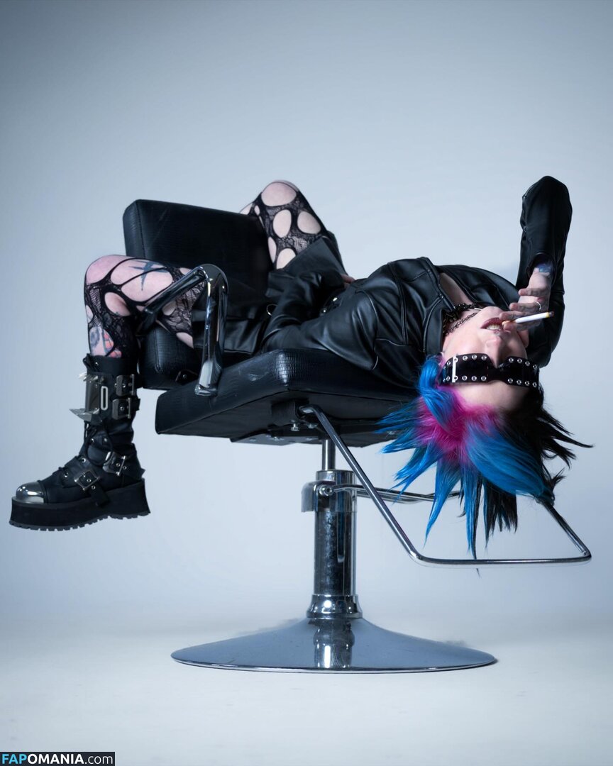 https: / noteasybeinwhee / noteasybeinwheezy Nude OnlyFans  Leaked Photo #3