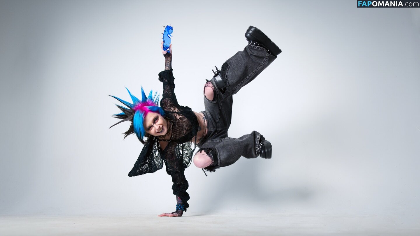 https: / noteasybeinwhee / noteasybeinwheezy Nude OnlyFans  Leaked Photo #8