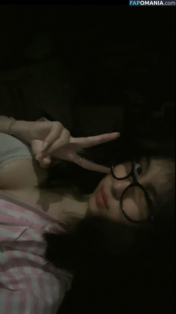 notriissaaa Nude OnlyFans  Leaked Photo #2