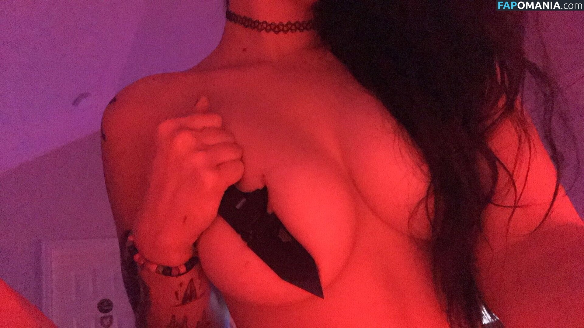 Notsaavy / notsavvy / saavyy Nude OnlyFans  Leaked Photo #1
