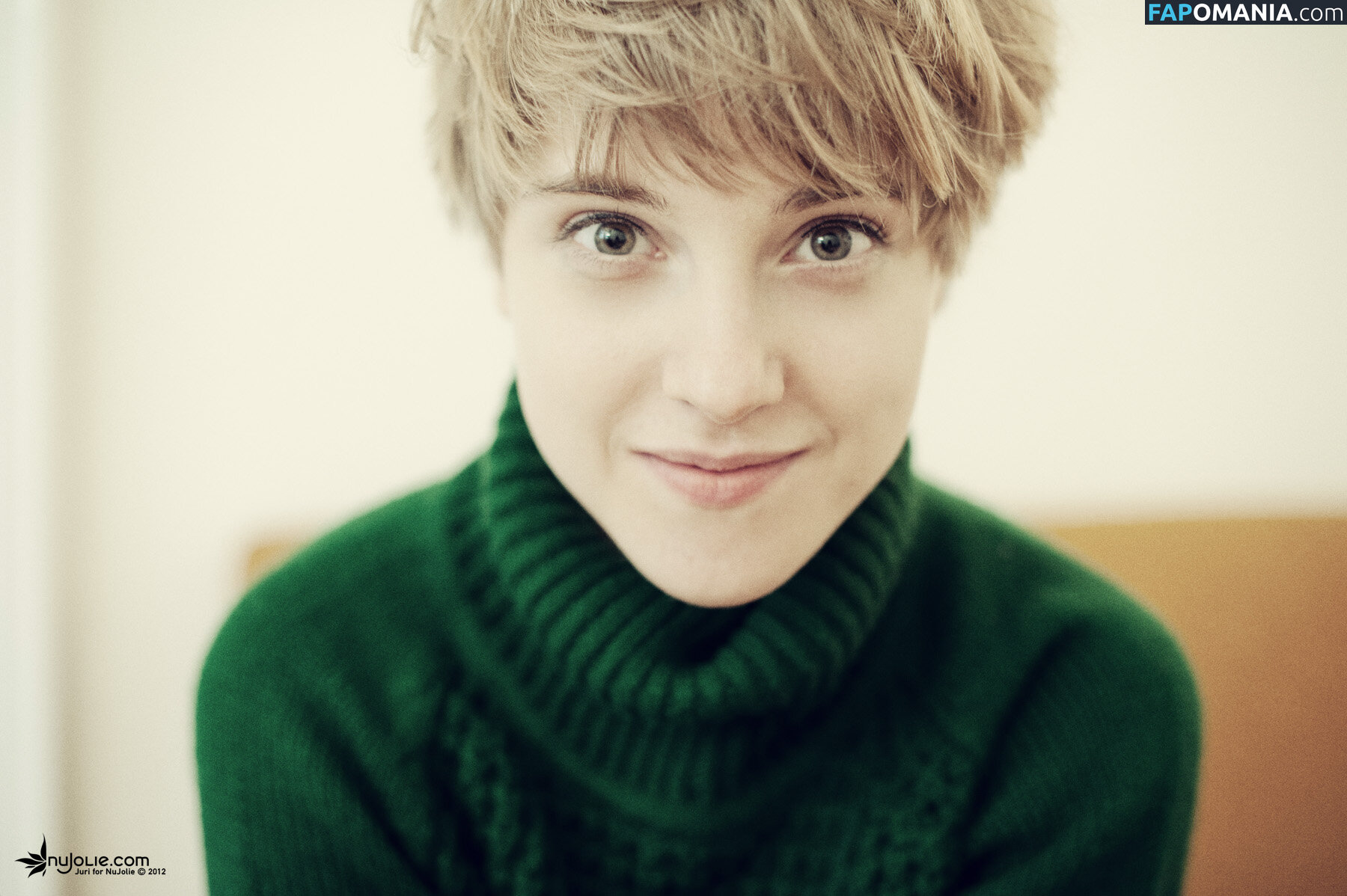 Nujolie / katha_rina / ninahierba Nude OnlyFans  Leaked Photo #13