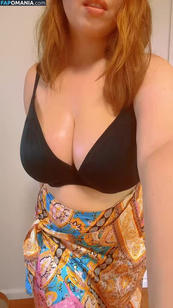 Nurse Eve / evethesiren / nurse_eve Nude OnlyFans  Leaked Photo #57