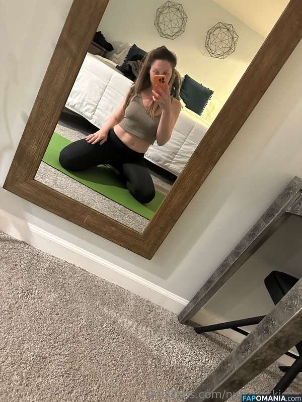 https: / nursejackiexx Nude OnlyFans  Leaked Photo #11