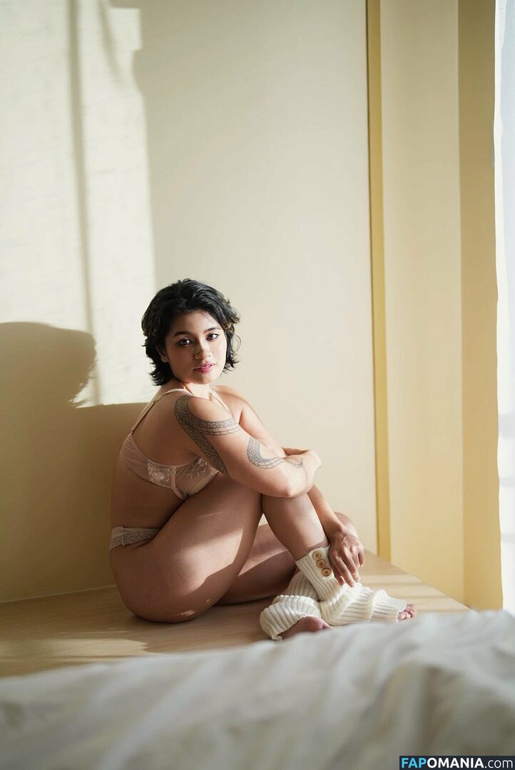 Kittynyaaa / Nyaaati / miiaa02 / nhcordoba Nude OnlyFans  Leaked Photo #371