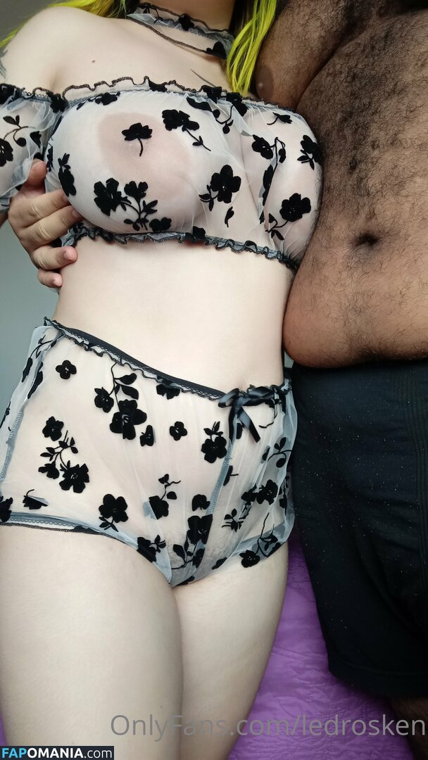 nyx525 / nyxie_ledros Nude OnlyFans  Leaked Photo #4