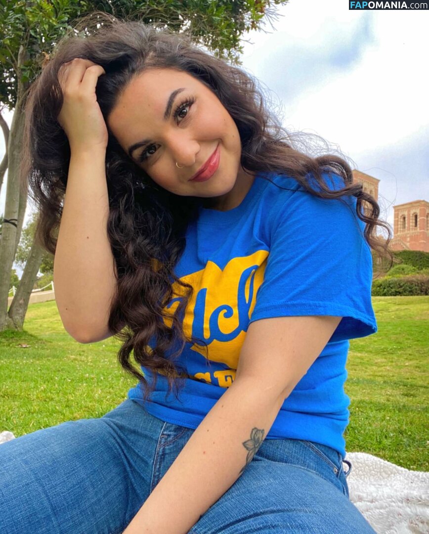 Ariana / Obviously_Queen / arianaxo Nude OnlyFans  Leaked Photo #3