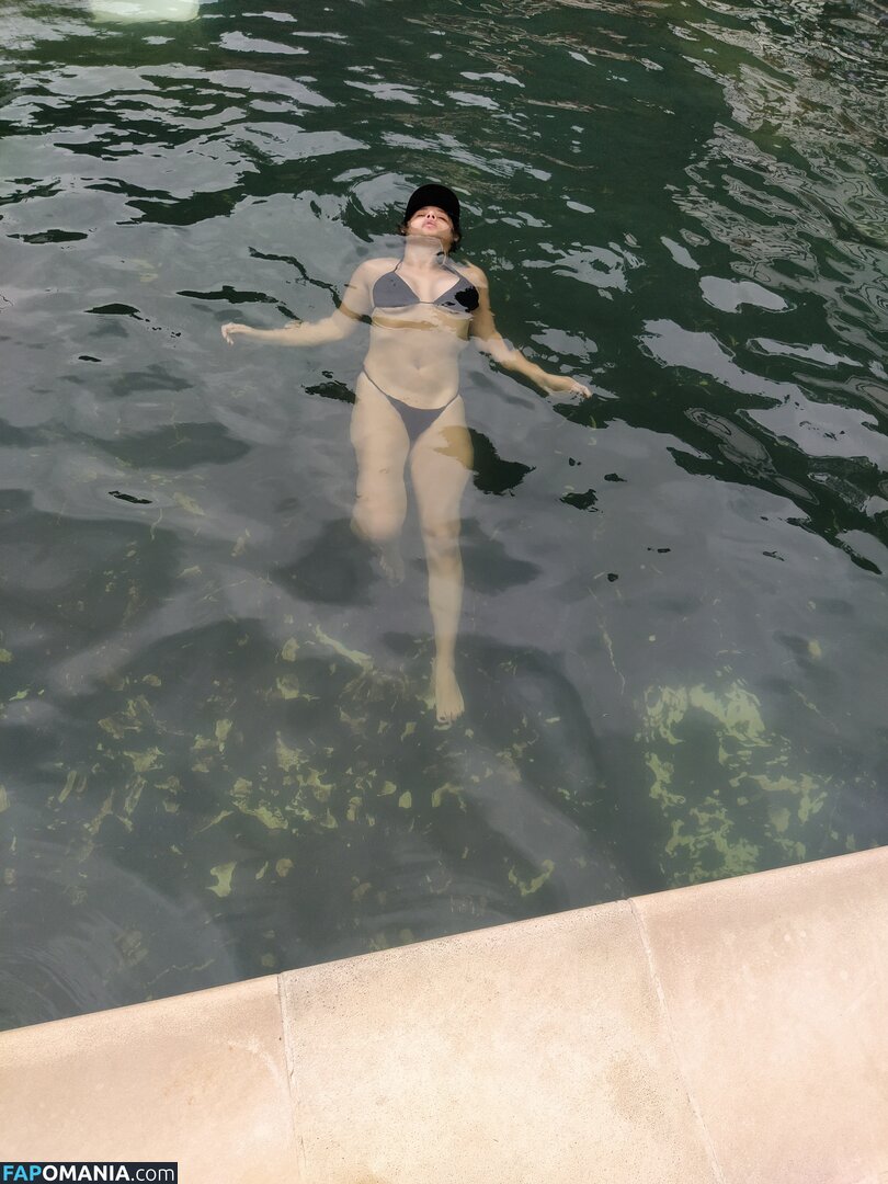 Officefacil / Vivi Becerra / vivi.v / vivi_officefacil / vivib0808 Nude OnlyFans  Leaked Photo #119