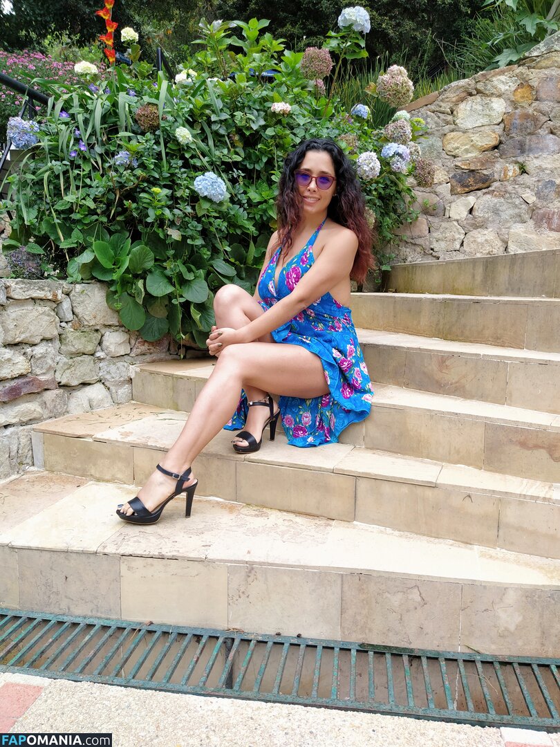 Officefacil / Vivi Becerra / vivi.v / vivi_officefacil / vivib0808 Nude OnlyFans  Leaked Photo #131