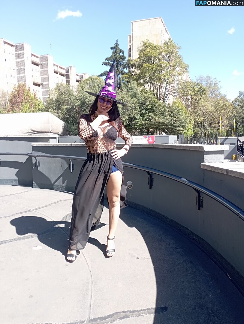 Officefacil / Vivi Becerra / vivi.v / vivi_officefacil / vivib0808 Nude OnlyFans  Leaked Photo #187