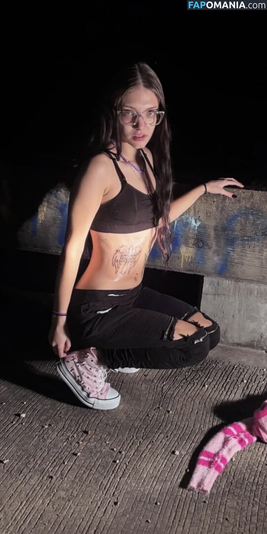 official.twig / officiallybaby Nude OnlyFans  Leaked Photo #1