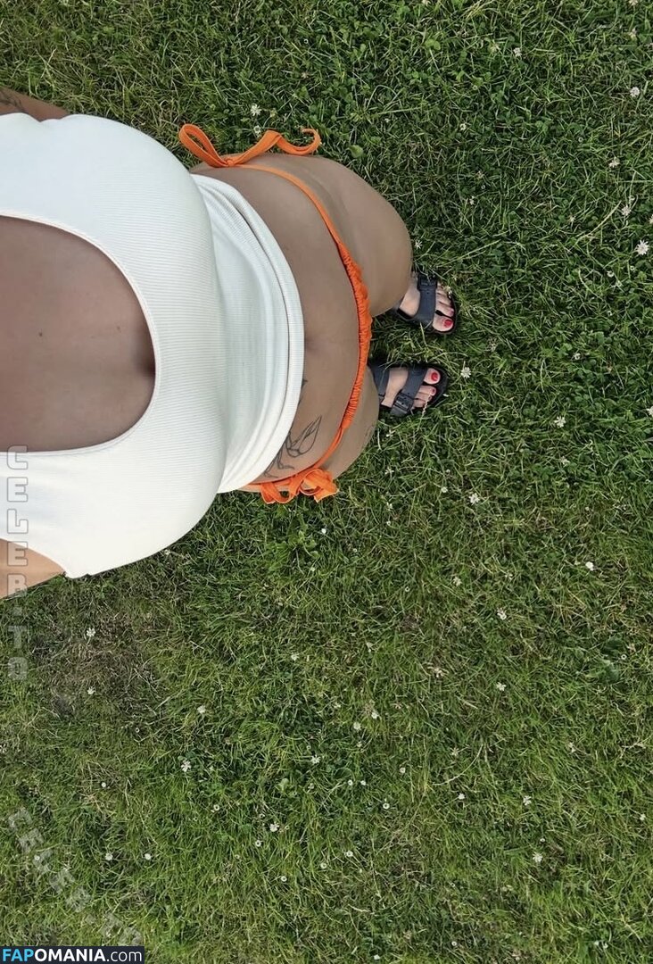Ohneklamotte / yasmindouah Nude OnlyFans  Leaked Photo #5